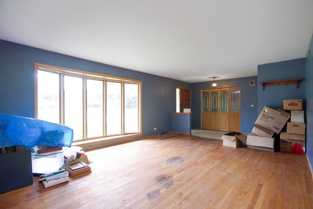 3401 Central Rd, Rolling Meadows, IL 60008 photo 2