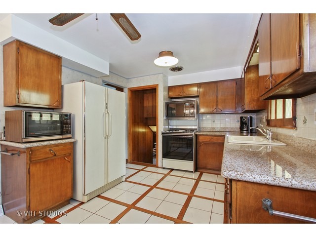 4115 Deyo Ave, Brookfield, IL 60513 photo 3