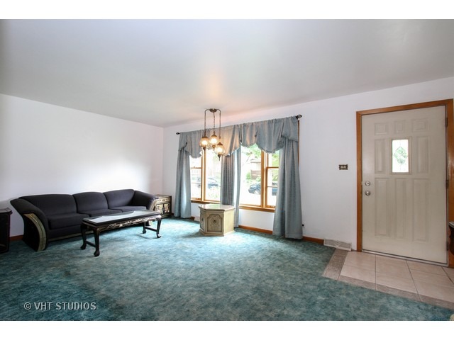 4115 Deyo Ave, Brookfield, IL 60513 photo 2