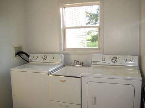 325 N Wooster St, Capron, IL 61012 photo 19
