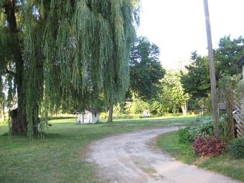 325 N Wooster St, Capron, IL 61012 photo 21