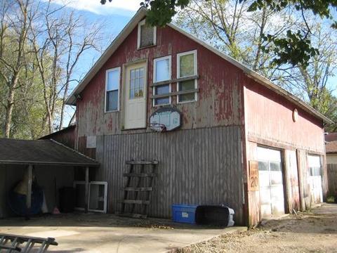 325 N Wooster St, Capron, IL 61012 photo 23
