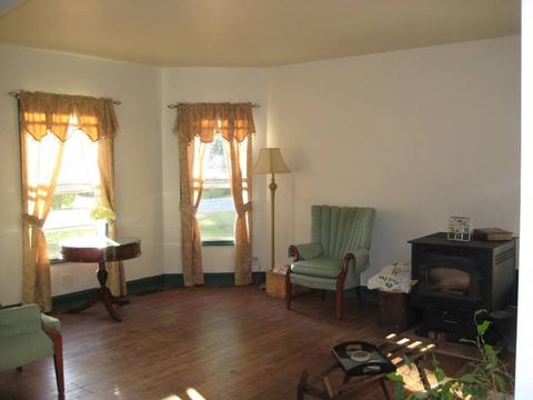 325 N Wooster St, Capron, IL 61012 photo 9