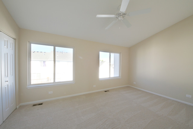 14619 Thomas Jefferson Dr, Plainfield, IL 60544 photo 2