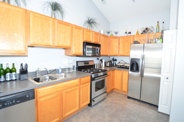 2340 Georgetown Cir, Aurora, IL 60503 photo 6