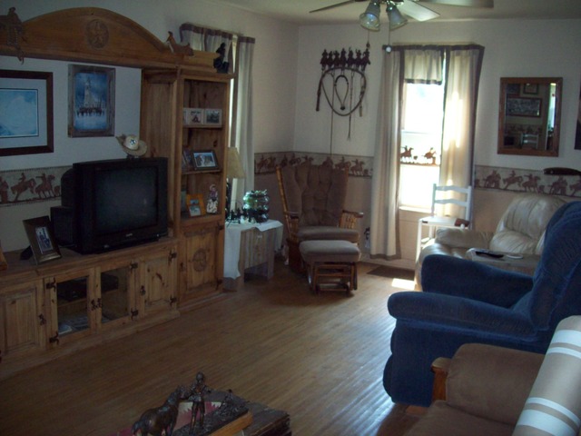 104 Baseline Rd, Walnut, IL 61376 photo 10