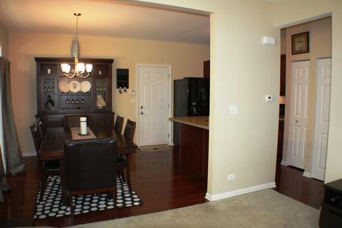 3609 Daisy Ln, Elgin, IL 60124 photo 6