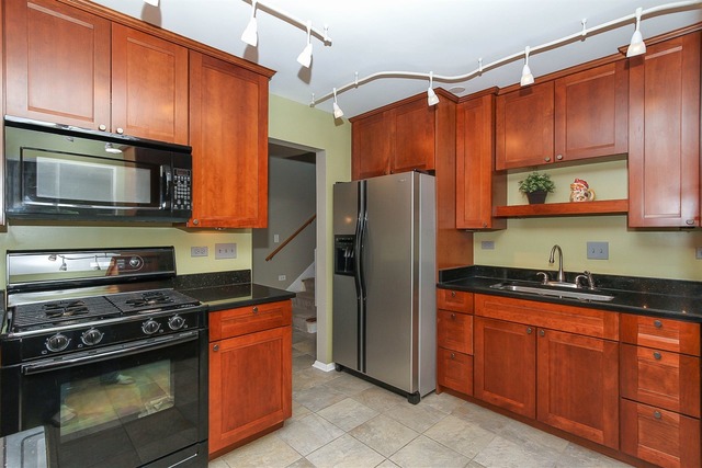 1025 Martingale Dr, Bartlett, IL 60103 photo 7