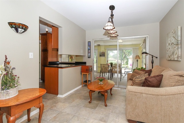 1025 Martingale Dr, Bartlett, IL 60103 photo 9