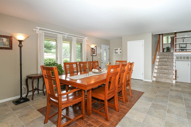 1025 Martingale Dr, Bartlett, IL 60103 photo 5