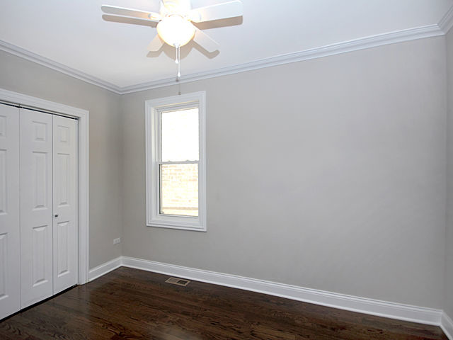 8439 S Essex Ave, Chicago, IL 60617 photo 7