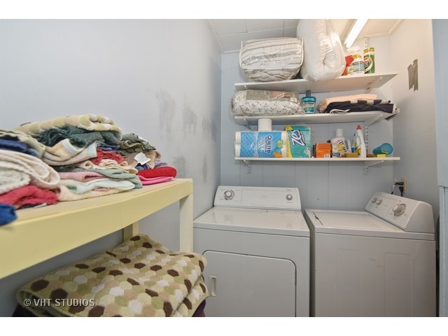 1810 Main St, Evanston, IL 60202 photo 14