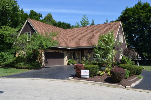 4006 Walnut Ct, Rolling Meadows, IL 60008 photo 2