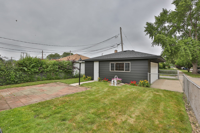 3524 E 114th St, Chicago, IL 60617 photo 14