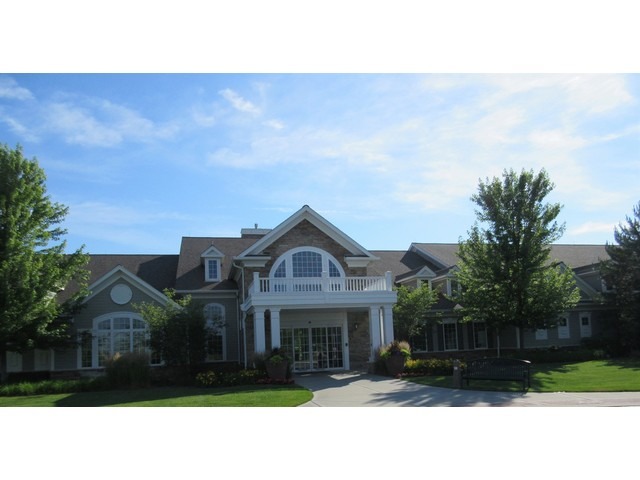 2820 Beacon Point Cir, Elgin, IL 60124 photo 11