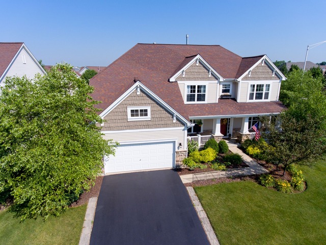 603 Eagle Brook Ln, Naperville, IL 60565 photo 1