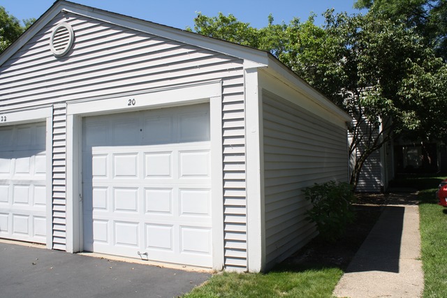 20 Silver Tree Cir, Cary, IL 60013 photo 13