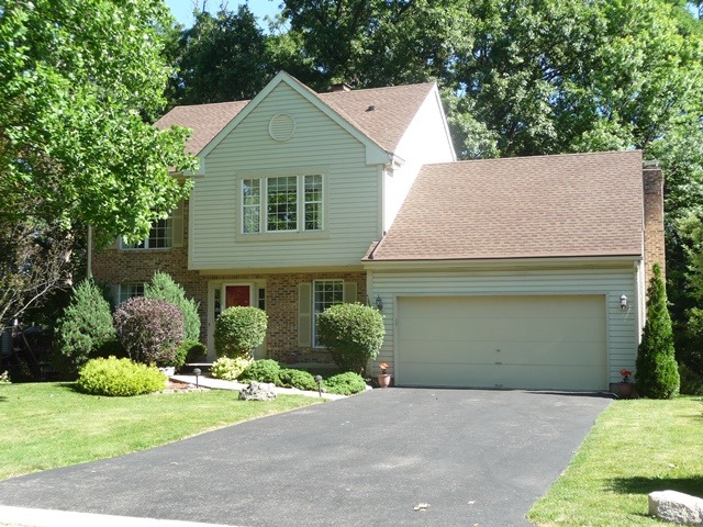 784 Red Oak Dr, Bartlett, IL 60103 photo 1