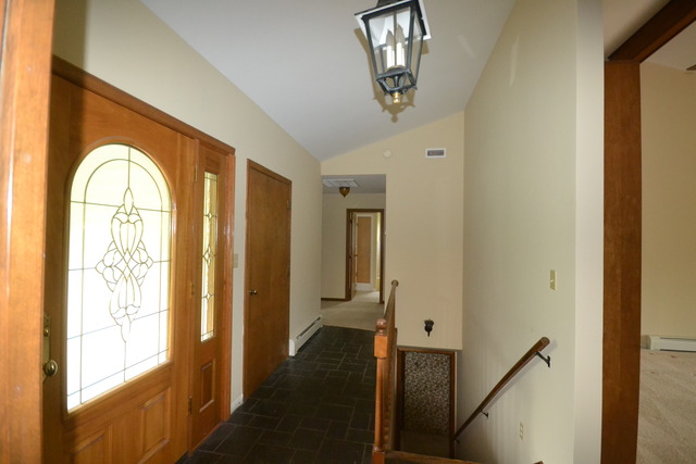 37 W239 Olwin Dr, Elgin, IL 60124 photo 5