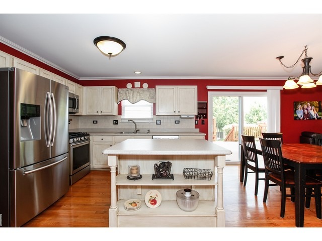 3722 Edgebrook Ct, Aurora, IL 60504 photo 7