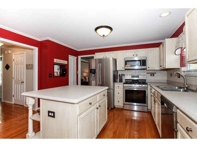 3722 Edgebrook Ct, Aurora, IL 60504 photo 6