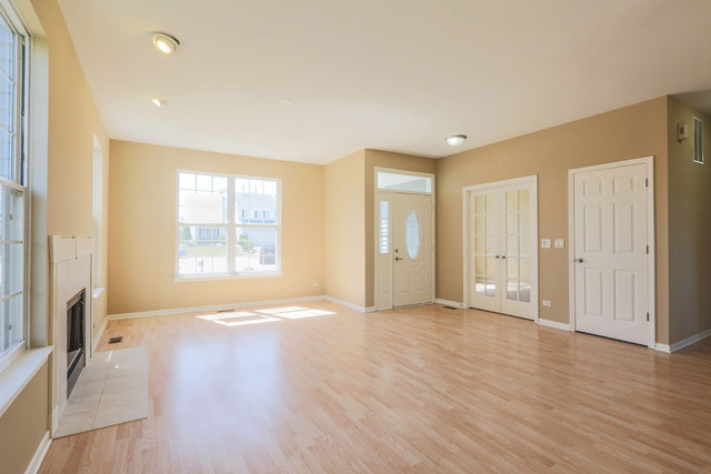 2108 Culver Ct, Plainfield, IL 60586 photo 2