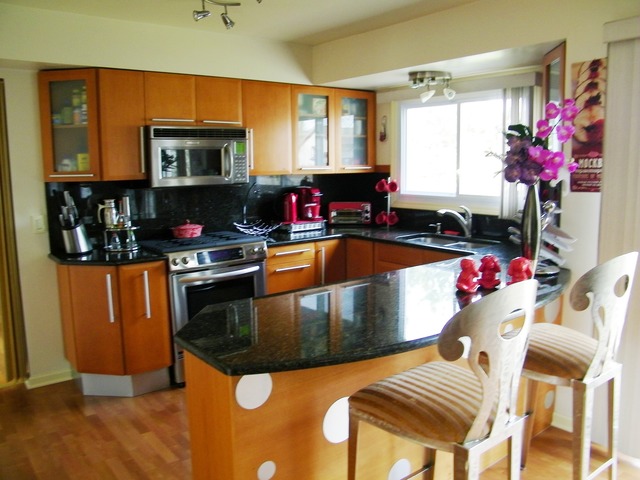 1098 Captains Ln, Wheeling, IL 60090 photo 4