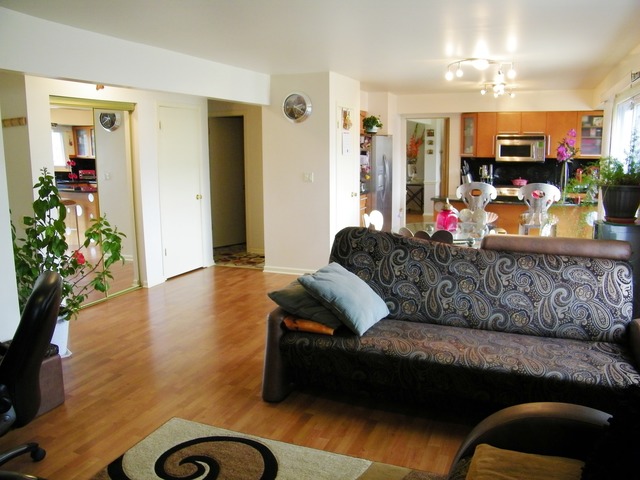 1098 Captains Ln, Wheeling, IL 60090 photo 7