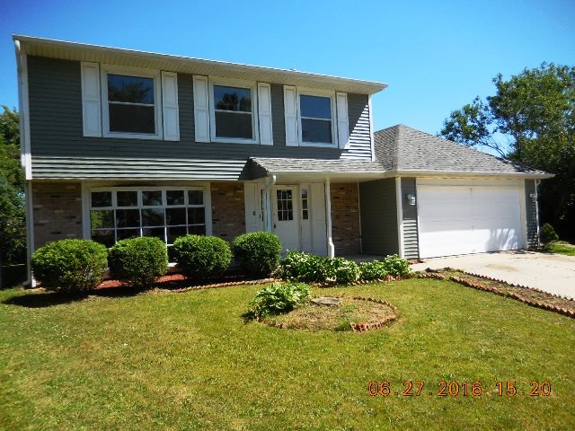 37 Joslyn Dr, Elgin, IL 60120 photo 1