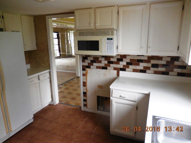 37 Joslyn Dr, Elgin, IL 60120 photo 6