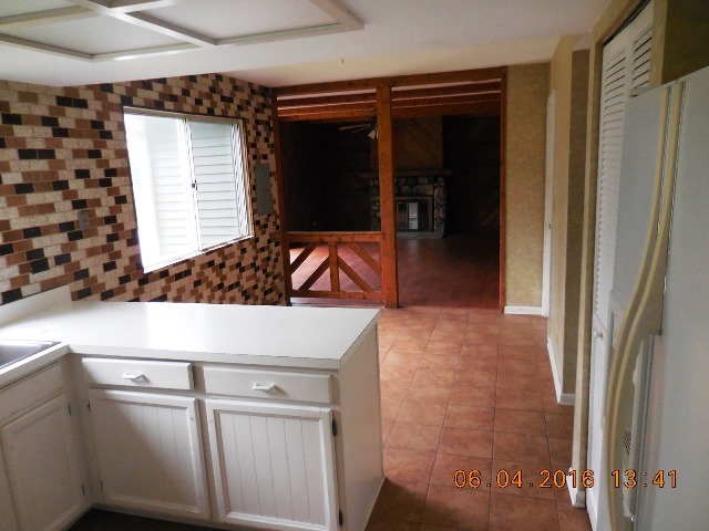 37 Joslyn Dr, Elgin, IL 60120 photo 5
