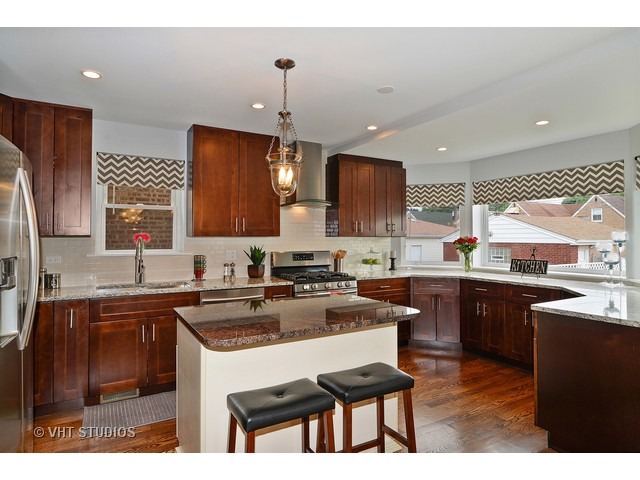 7014 W School St, Chicago, IL 60634 photo 5