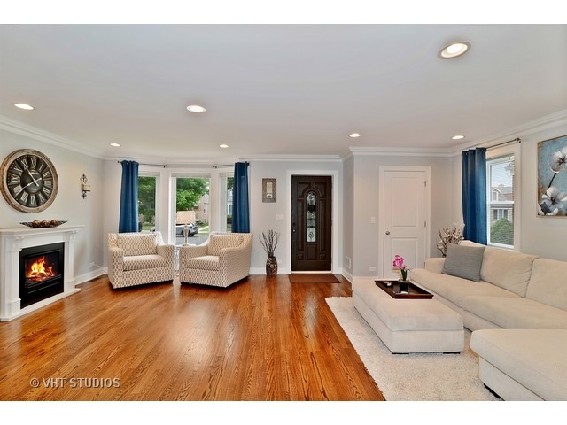 7014 W School St, Chicago, IL 60634 photo 2