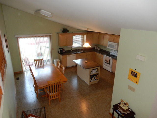 1811 Great Falls Dr, Plainfield, IL 60586 photo 5