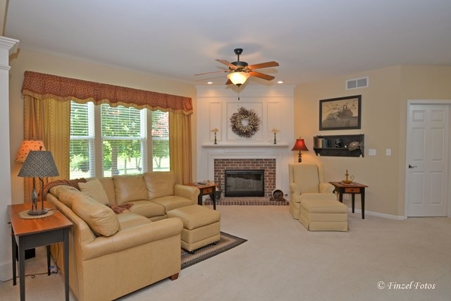 7 Steiner Ct, Algonquin, IL 60102 photo 7