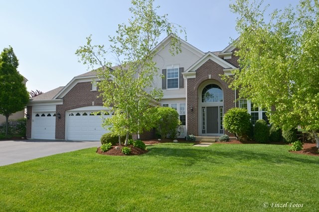 7 Steiner Ct, Algonquin, IL 60102 photo 1