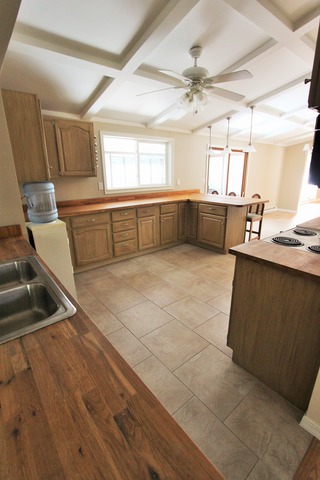 132 E Birchlawn St, Seneca, IL 61360 photo 7