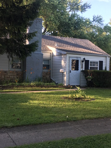 2050 E Craig Dr, Des Plaines, IL 60018 photo 1