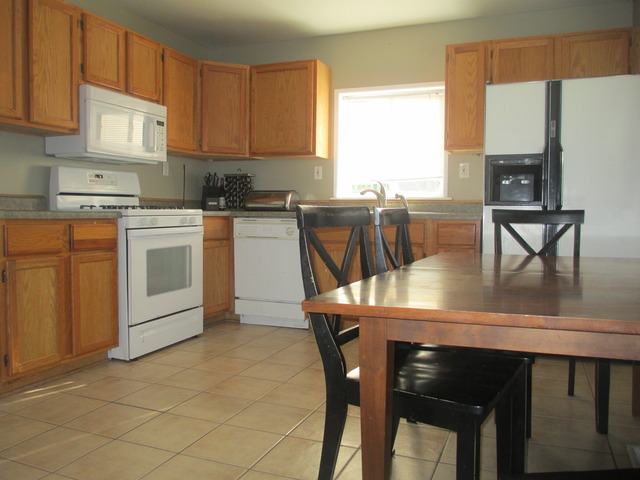2050 E Craig Dr, Des Plaines, IL 60018 photo 8