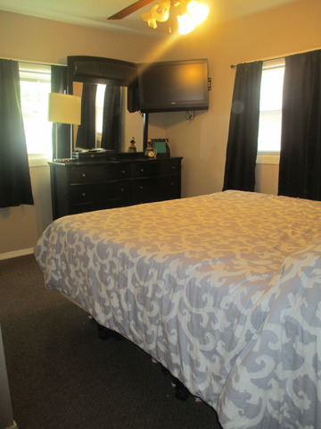 2050 E Craig Dr, Des Plaines, IL 60018 photo 11