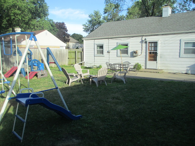 2050 E Craig Dr, Des Plaines, IL 60018 photo 22
