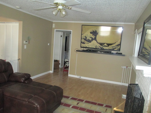 2050 E Craig Dr, Des Plaines, IL 60018 photo 4