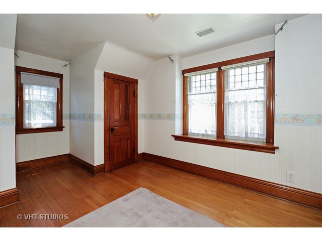 721 N Spring St, Elgin, IL 60120 photo 13