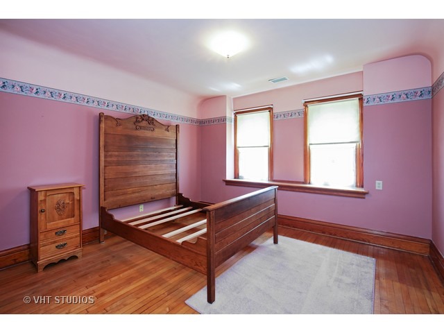 721 N Spring St, Elgin, IL 60120 photo 12