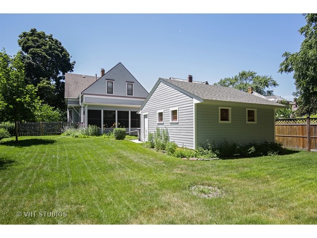 721 N Spring St, Elgin, IL 60120 photo 16
