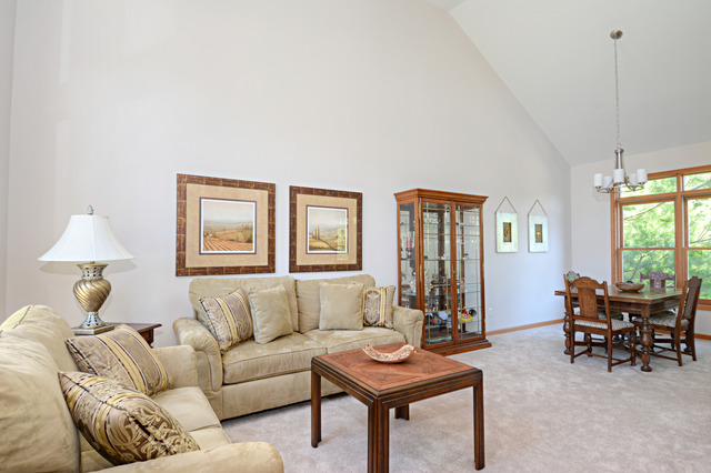 39 W259 Bartelt Pl, Geneva, IL 60134 photo 2