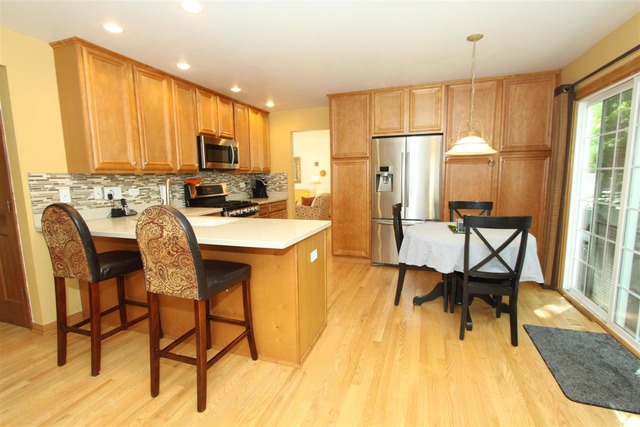 464 Snow Drift Cir, Bartlett, IL 60103 photo 7