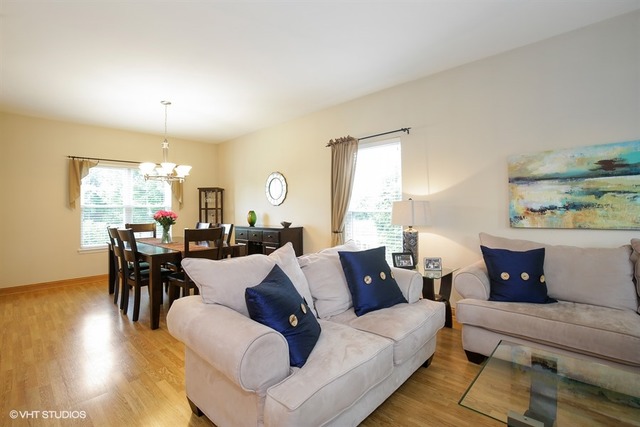 106 Westridge Blvd, Bartlett, IL 60103 photo 6