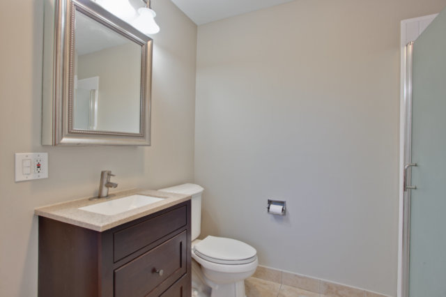 1609 E Cedar Ln, Mount Prospect, IL 60056 photo 17