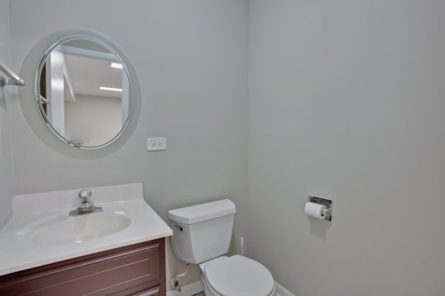 1609 E Cedar Ln, Mount Prospect, IL 60056 photo 13